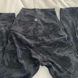 Black and gray cropped camouflage lululemon leggings
